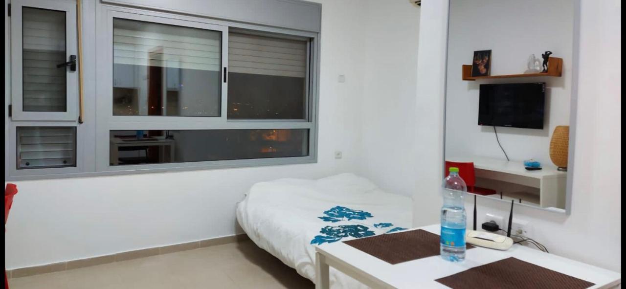 New Studio In Soroka Hospital Area Apartment Beersheba Bagian luar foto