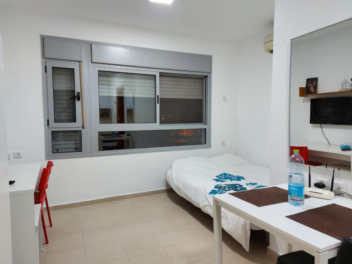 New Studio In Soroka Hospital Area Apartment Beersheba Bagian luar foto